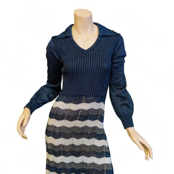 Vintage 70s Wenjilli Metallic Knit Maxi Dress * Navy & Silver Chevron Lurex - Picture 2 of 15